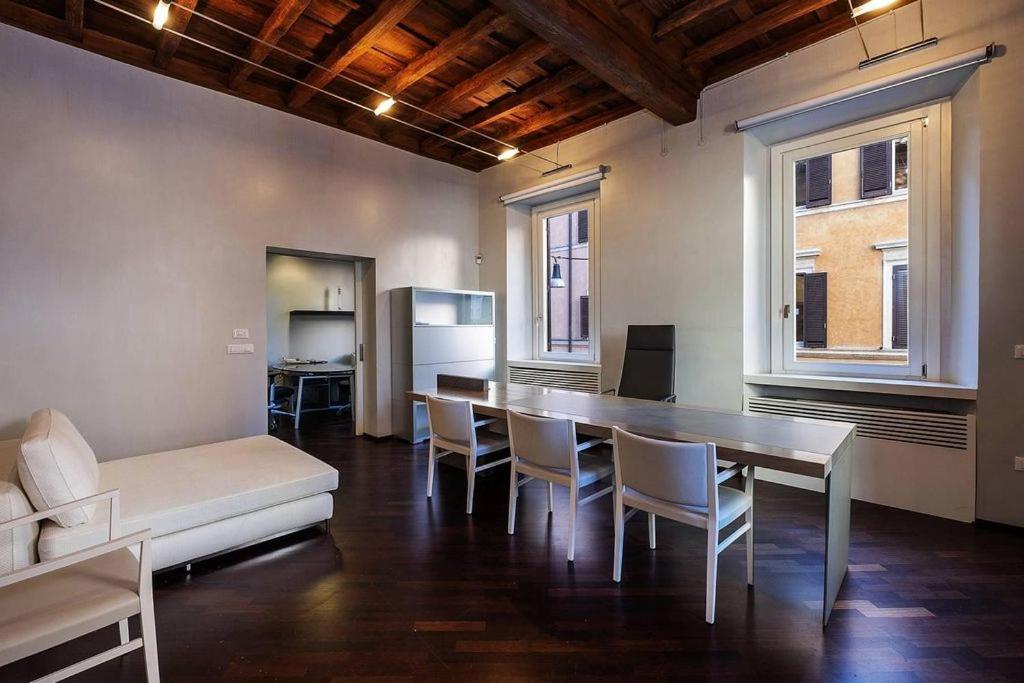 Easy Holidays - Campo De' Fiori *