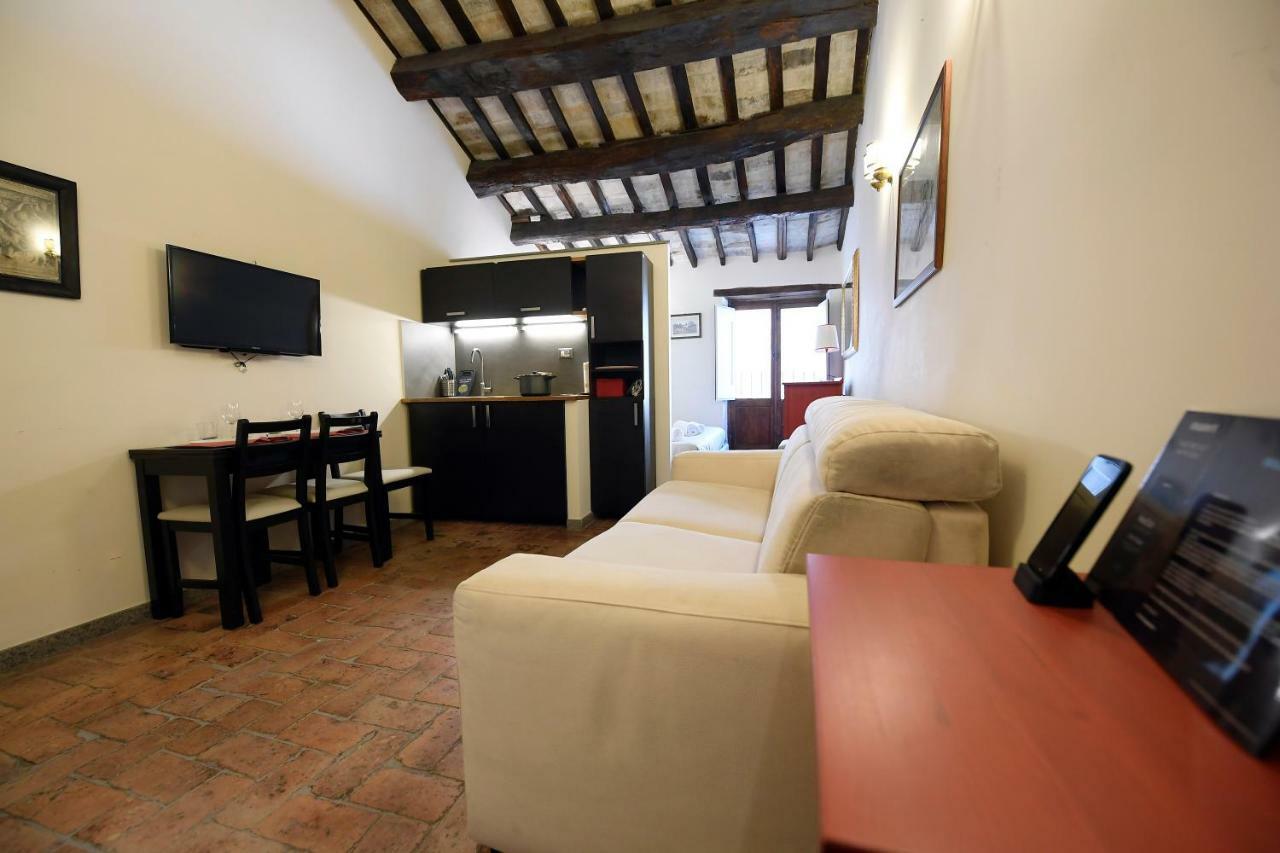 Easy Holidays - Campo De' Fiori