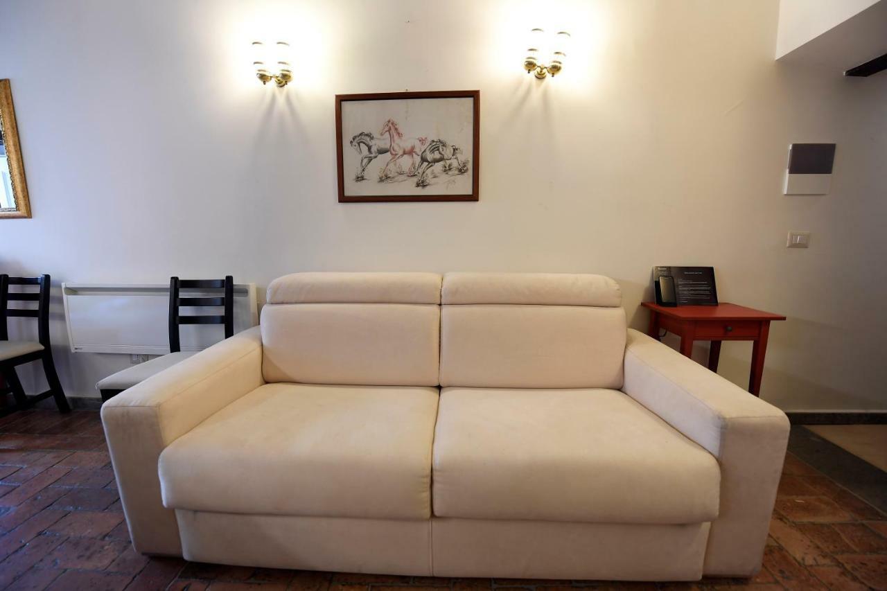 Easy Holidays - Campo De' Fiori * Roma