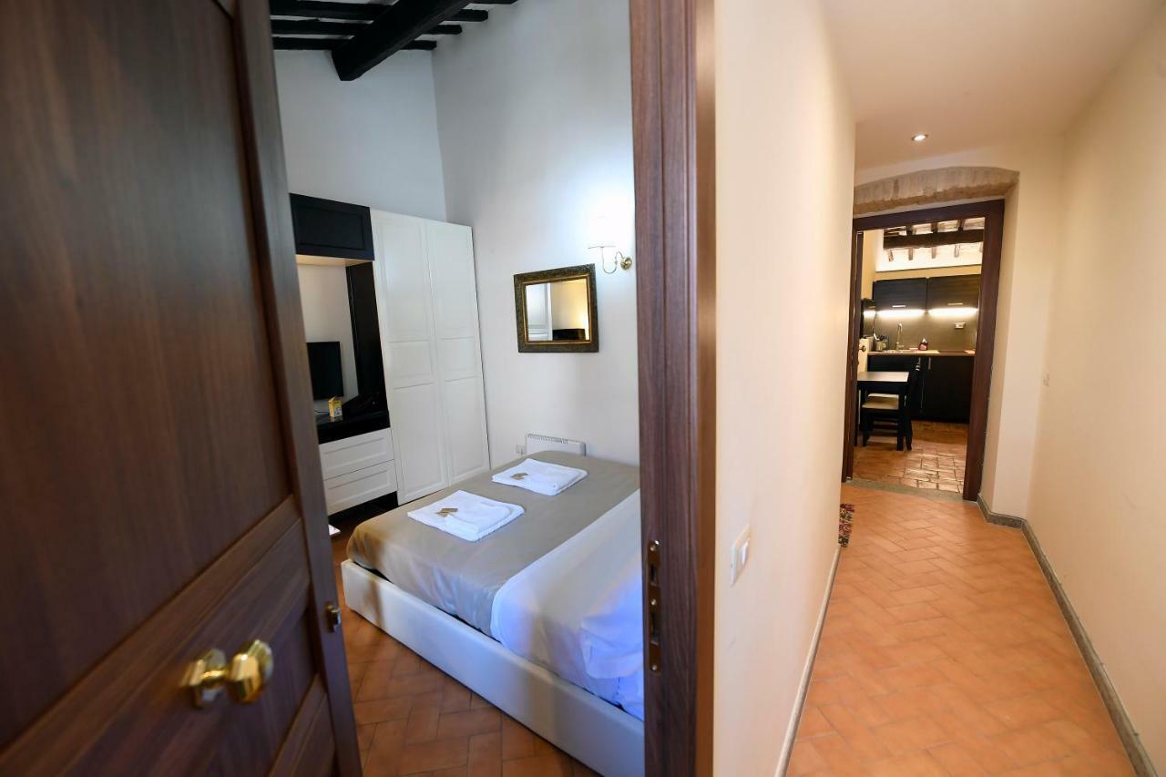 Easy Holidays - Campo De' Fiori