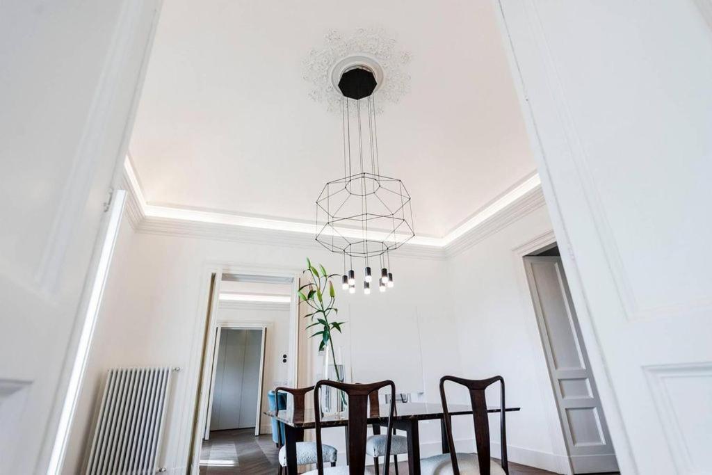 - Campo De' Fiori Apartment